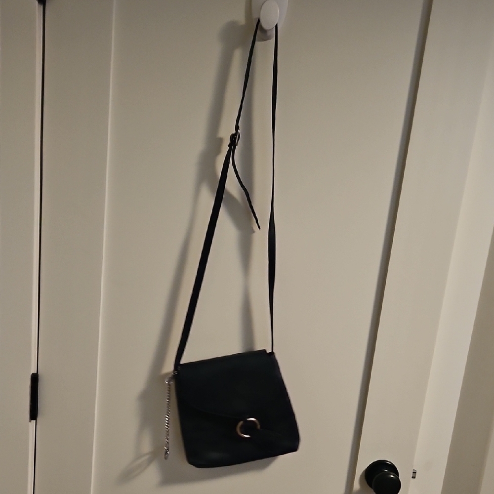 Elegant Made In ITALY Navy Crossbody Bag